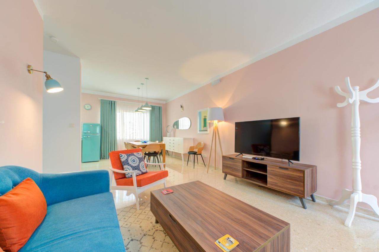 Colorful & Spacious Home With Yard - Close To Xemxija Bay San Pawl il-Baħar Eksteriør bilde